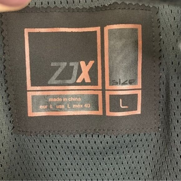 Zara Men’s Zip Front Two Tone Bomber Jacket - Black Size Large, 100% Polyester - Picture 7 of 7